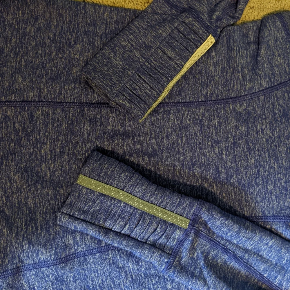 Lululemon Run Back On Track pullover size 4 - Picture 2 of 6
